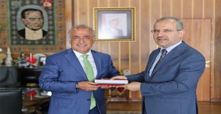 Başsavcı İnaldan Rektör Çomaklıya Veda Ziyareti