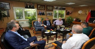 Başkan Yaşar, Hal Esnafıyla Buluştu