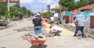 Şuhutta Yol Yenileme Çalışmaları Hızla Devam Ediyor