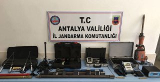 Antalyada Kaçak Kazıya 16 Tutuklama