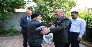 Şehit Aileleri Ve Gaziler Ziyaret Edildi