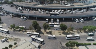 Tatilciler Akın Akın İzmir Otogarından Memleketlerine Gidiyor