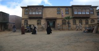 Mehmetçik Kutlu Zaferin Platosu Hollywoodu Aratmıyor