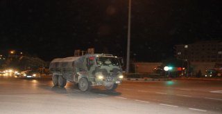 İdlib Sınırına Mühimmat İle Askere Araç Sevkiyatı