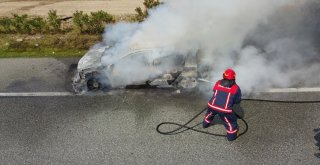 Ana Yolda Alev Alev Yandı