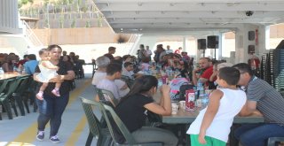 Siverekte Görev Yapan Sağlıkçılar Fırat Nehrini Gezdi