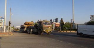 Münbiç İle Tel Rıfat Bölgesine Askeri Sevkıyat Sürüyor
