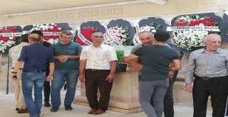 Niğdede Öldürülen Eski Cumhuriyet Savcısının Cenazesi Kırşehirde Toprağa Verildi