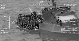 Botları Su Alıyordu, Faciaya Ramak Kala Sahil Güvenlik Yetişti