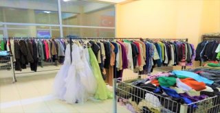 Bu Mağazada Bayramlıklar Bedava