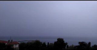 Marmarada Yoğun Sis Ve Yağış Etkisi Gösterdi