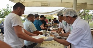 Esogü Hastanesi Personeli Pilav Gününde Buluştu