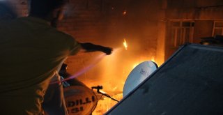 Evde Çıkan Yangın Paniğe Neden Oldu