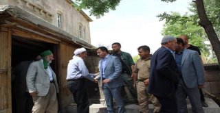Kaymakam Uzan, Mollakent Köyündeki Tarihi Yapıları Ziyaret Etti