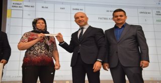 Sarayköyde 85 Toki Konutu Hak Sahiplerini Buldu