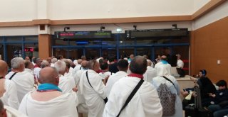 Trabzondan Bu Yıl Kutsal Topraklara 860 Hacı Adayı Uğurlandı