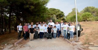 Karacebeyde Gençler Çevre Temizliği Yaptı