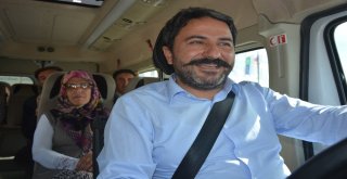 Başkan Kalın Servis Minibüsü Direksiyonunda