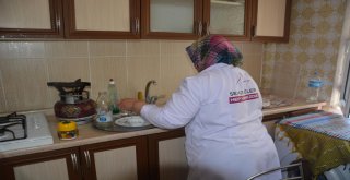 Şehzadelerin Evde Bakım Hizmetleri Yüz Güldürüyor